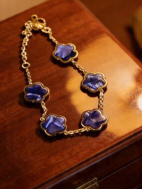 Clover Fashion Purple & Gold Tone Bracelet